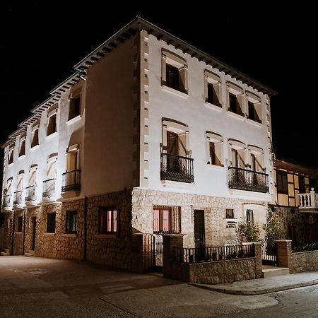 Apartamentos Boutique Heritage San Martín de Trevejo Buitenkant foto